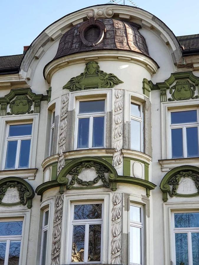 Apartament Na Granicy / Apartment On The Border Чешин Екстериор снимка