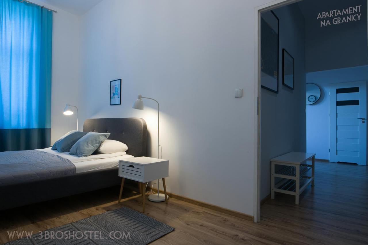 Apartament Na Granicy / Apartment On The Border Чешин Екстериор снимка